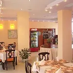 Sunset Hotell 4*