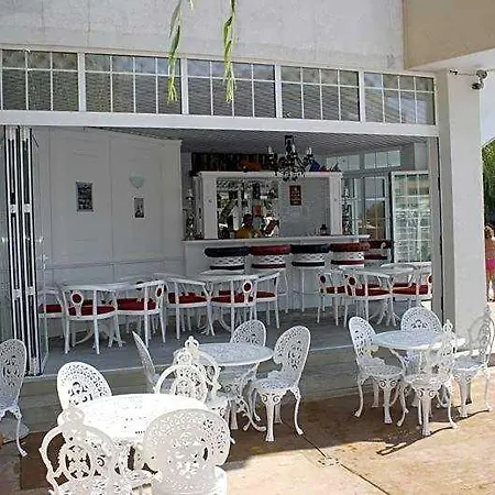 Sunset Hotel 4*