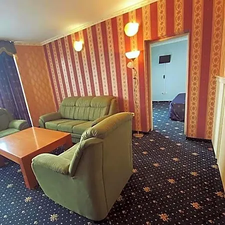 Sunset Hotel 4*